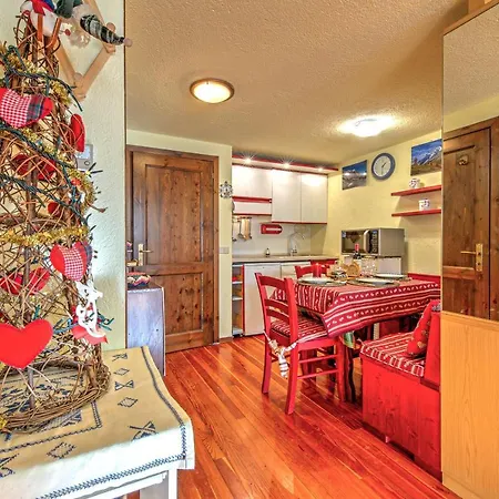 Claire - Relax Con Splendida Vista - Cour 0081 דירה *