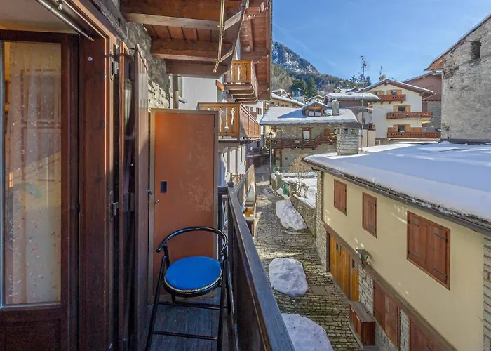 Claire - Relax Con Splendida Vista - Cour 0081 * Courmayeur